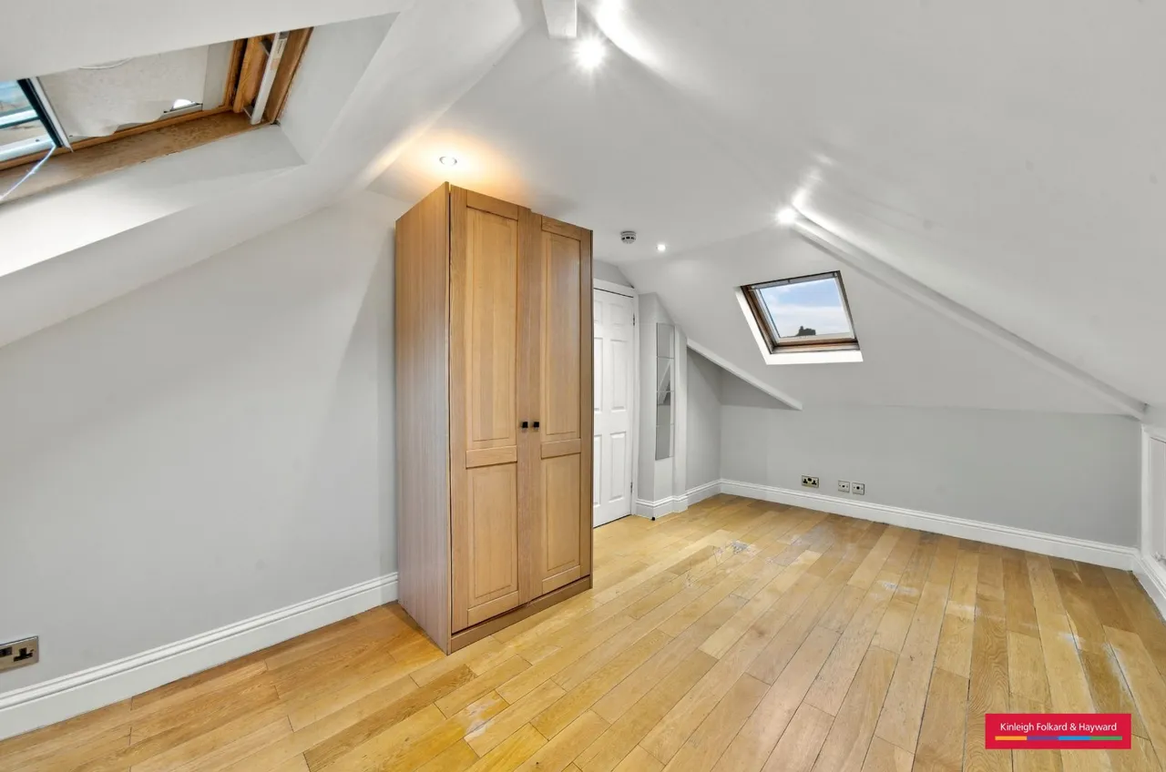 Ambrose Avenue, London, NW11, photo 23