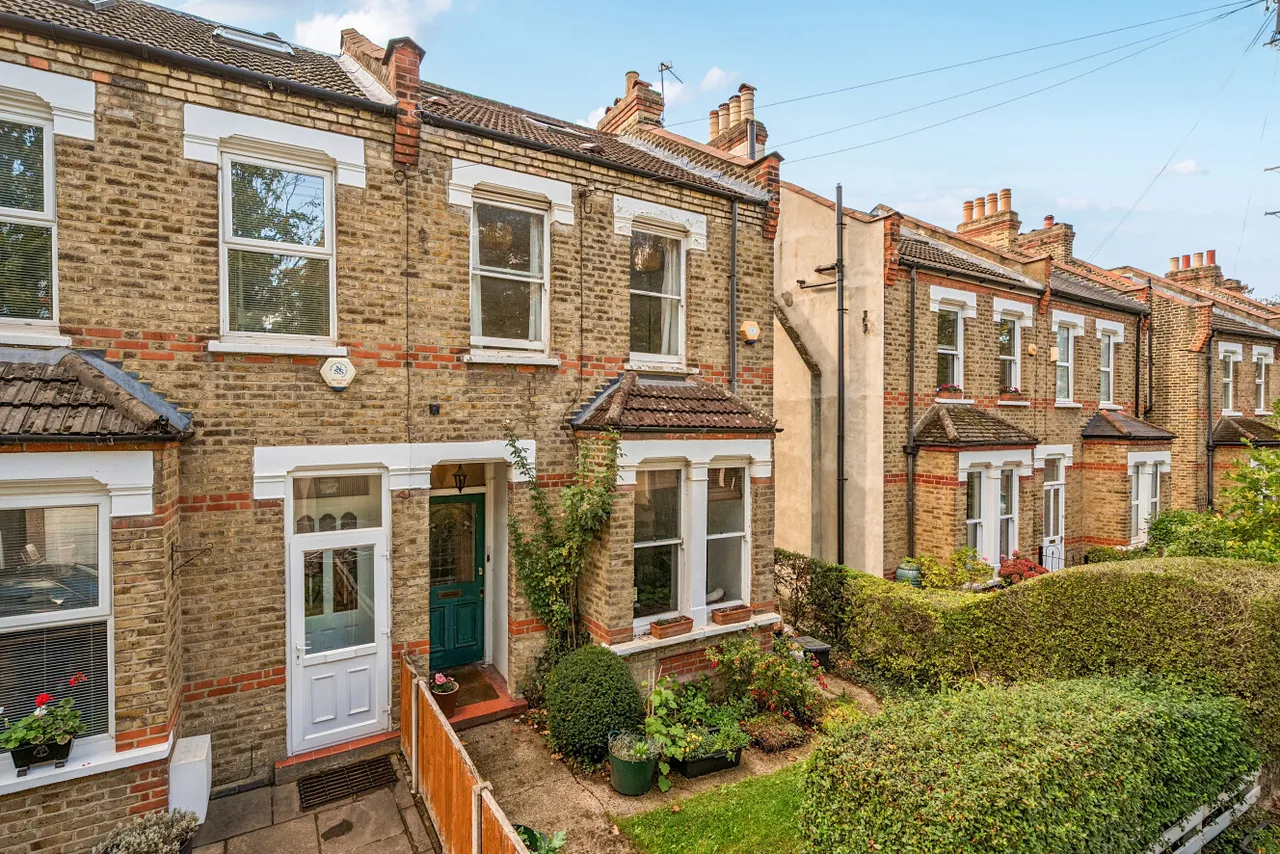 3 bed house for sale, Monivea Road, Beckenham, BR3