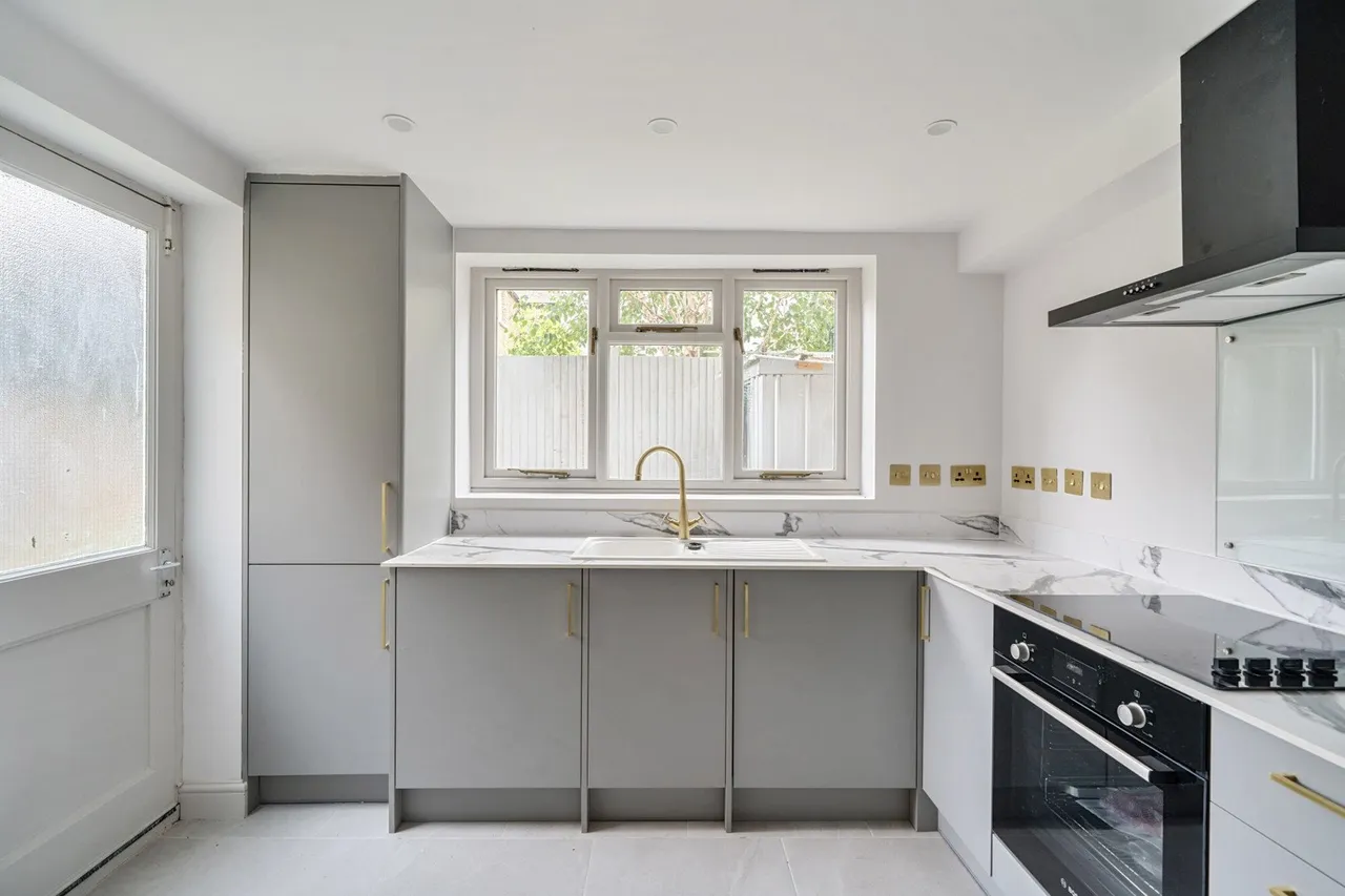Shenley Road, SE5, photo 12