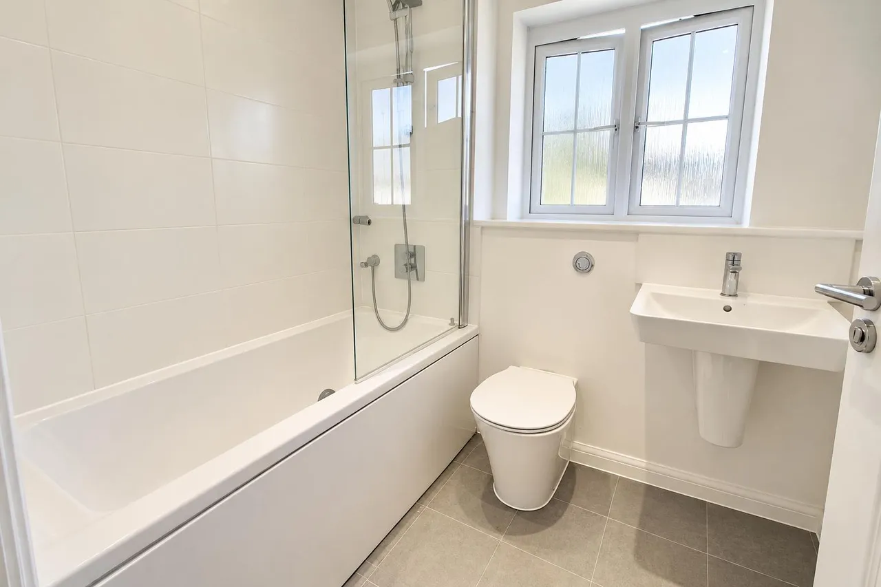 Tyler Road, Tonbridge, TN12, photo 3
