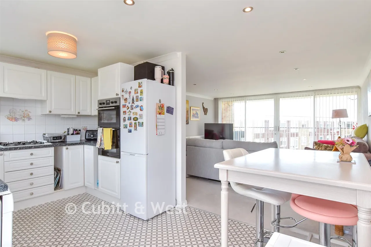 Chanctonbury Road, Rustington, BN16, photo 11