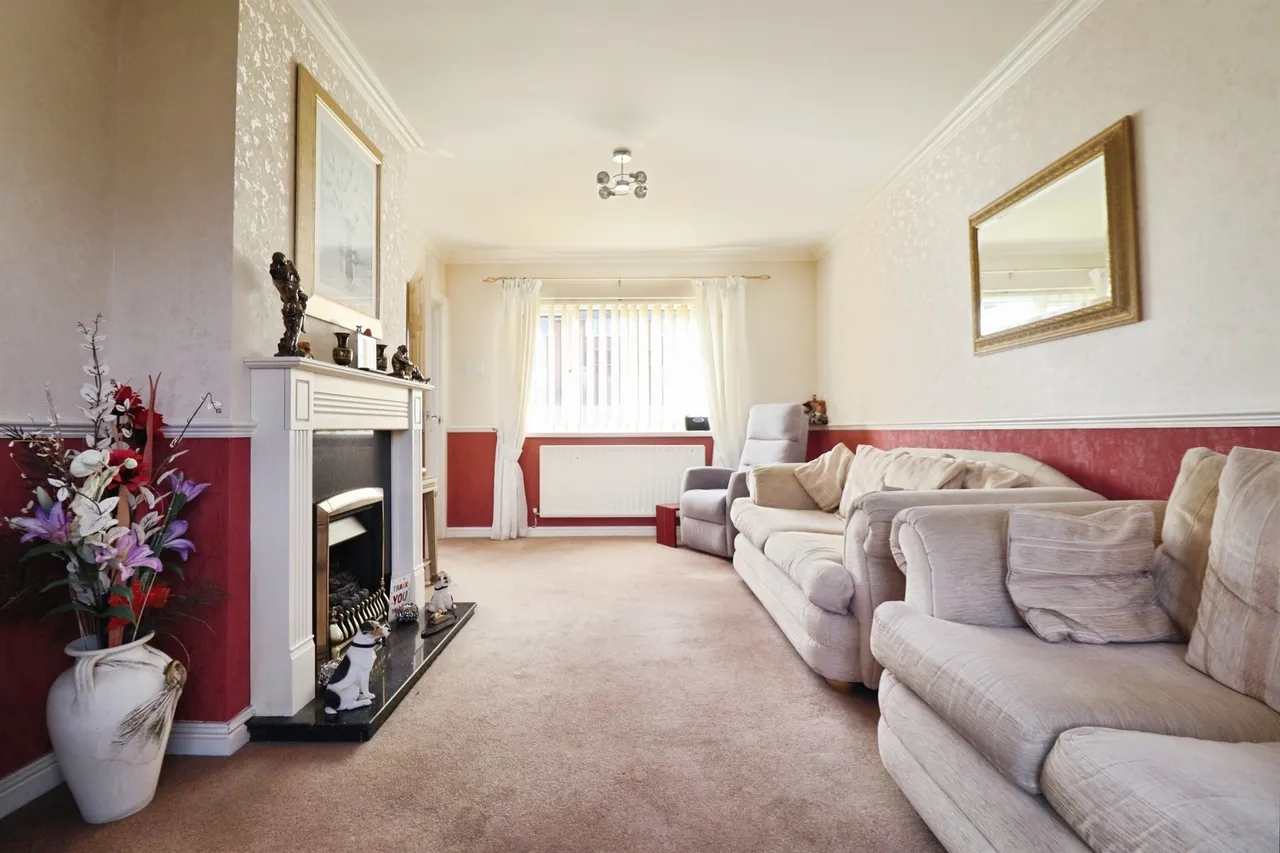 Llanrumney Avenue, Cardiff, CF3, photo 14