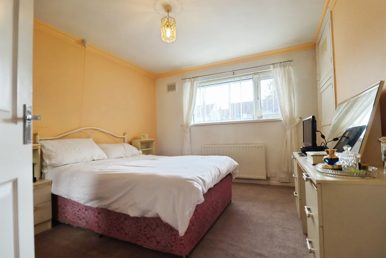 Llanrumney Avenue, Cardiff, CF3, photo 6
