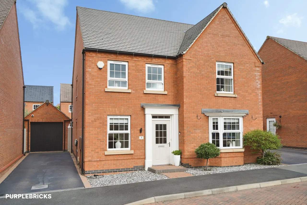 4 bed house for sale, Parsons Way, Drakelow, DE15