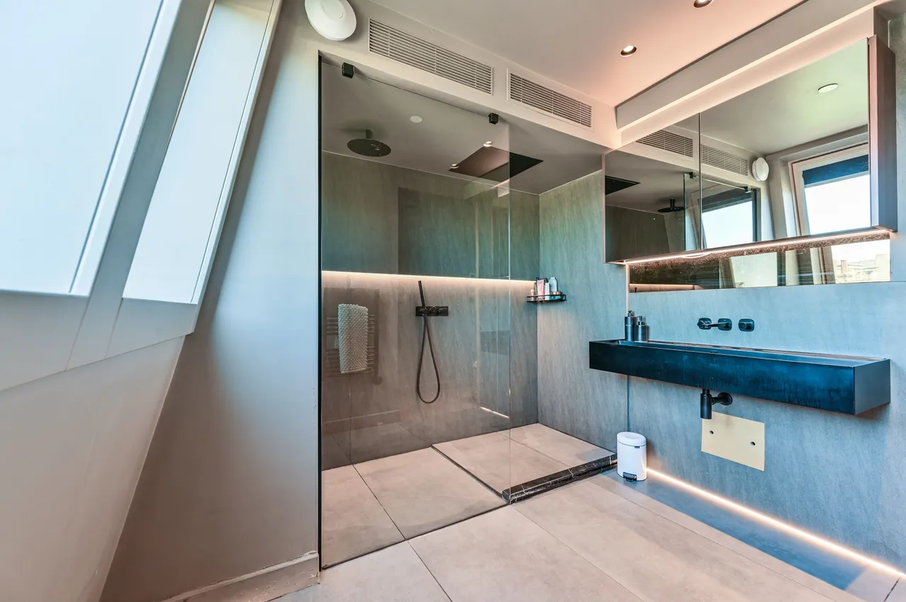 Flat 10, 187 Caledonian Road, London, photo 4