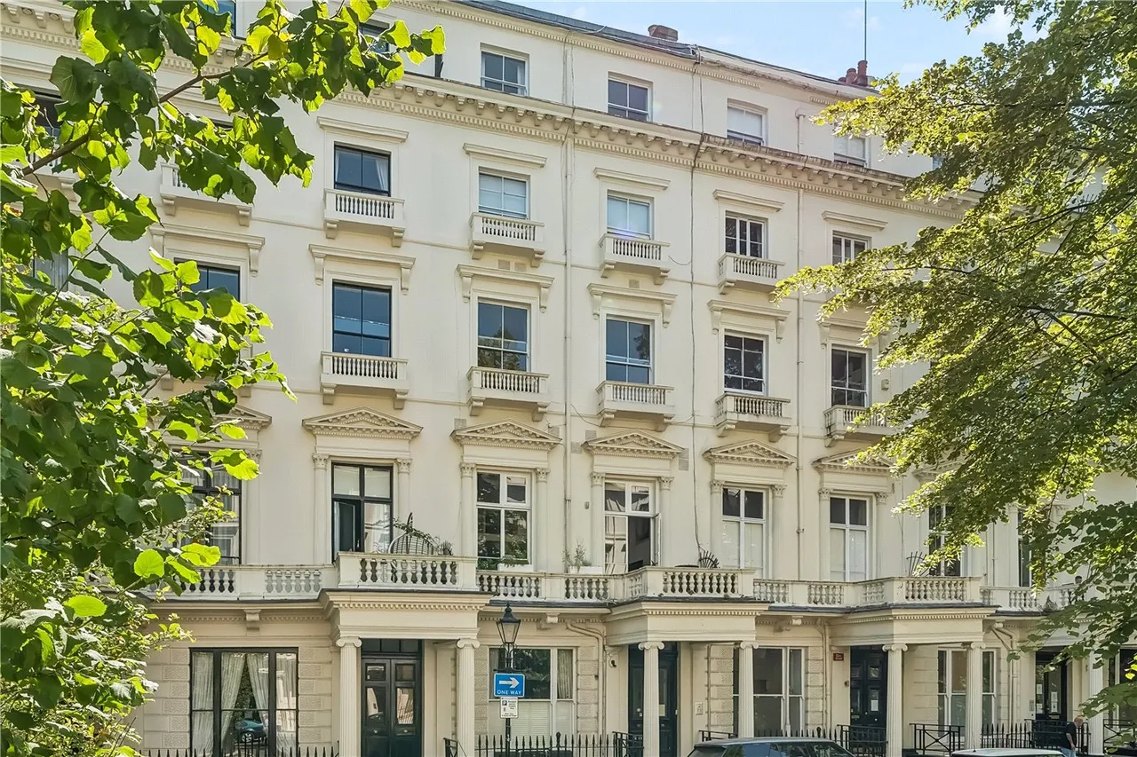 Queens Gardens, London, W2, photo 5