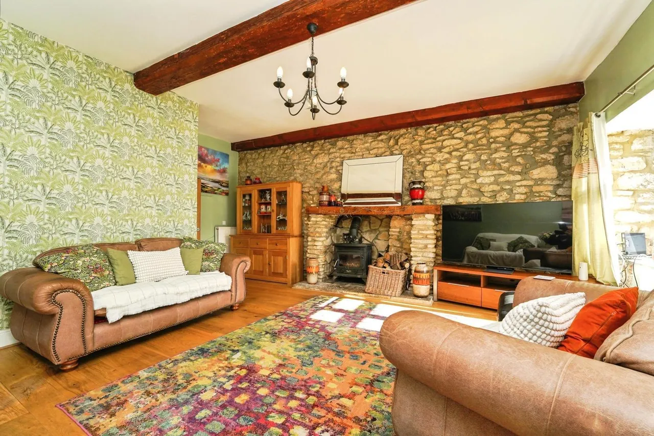 Church Road, Cam, GL11, photo 32