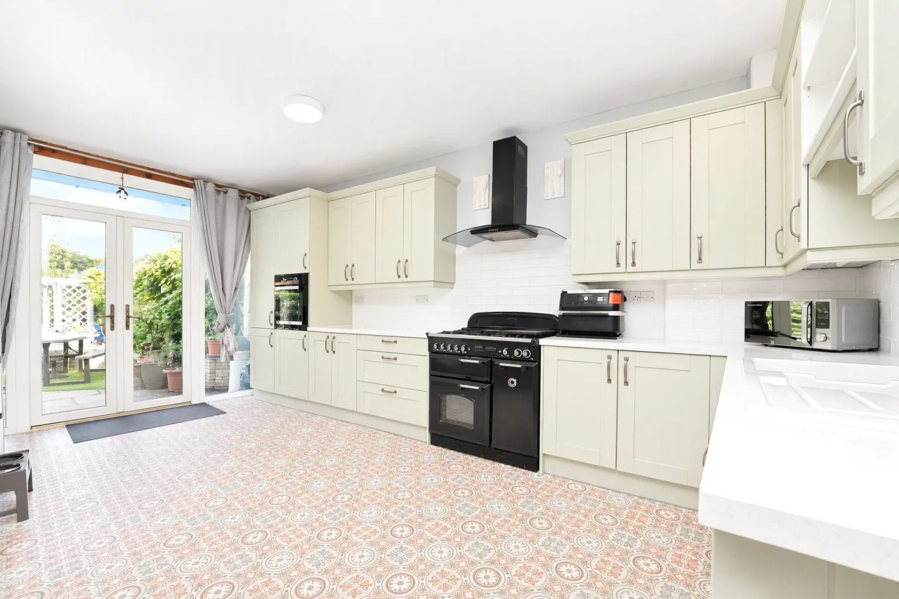 Church Road, Cam, GL11, photo 5