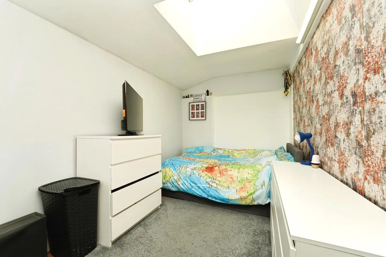 Church Road, Cam, GL11, photo 14