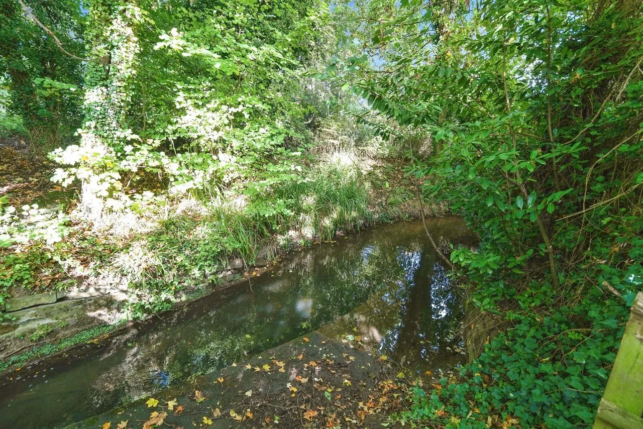 Church Road, Cam, GL11, photo 19
