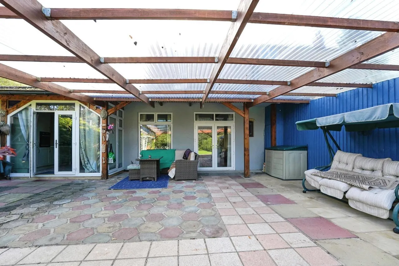 Church Road, Cam, GL11, photo 29