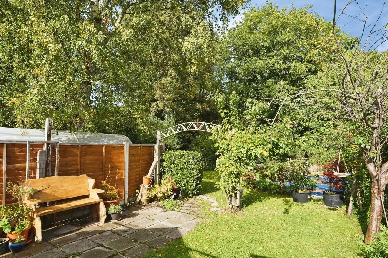 Church Road, Cam, GL11, photo 25