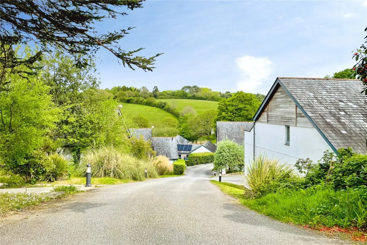 The Valley, Carnon Downs, TR3, photo 22