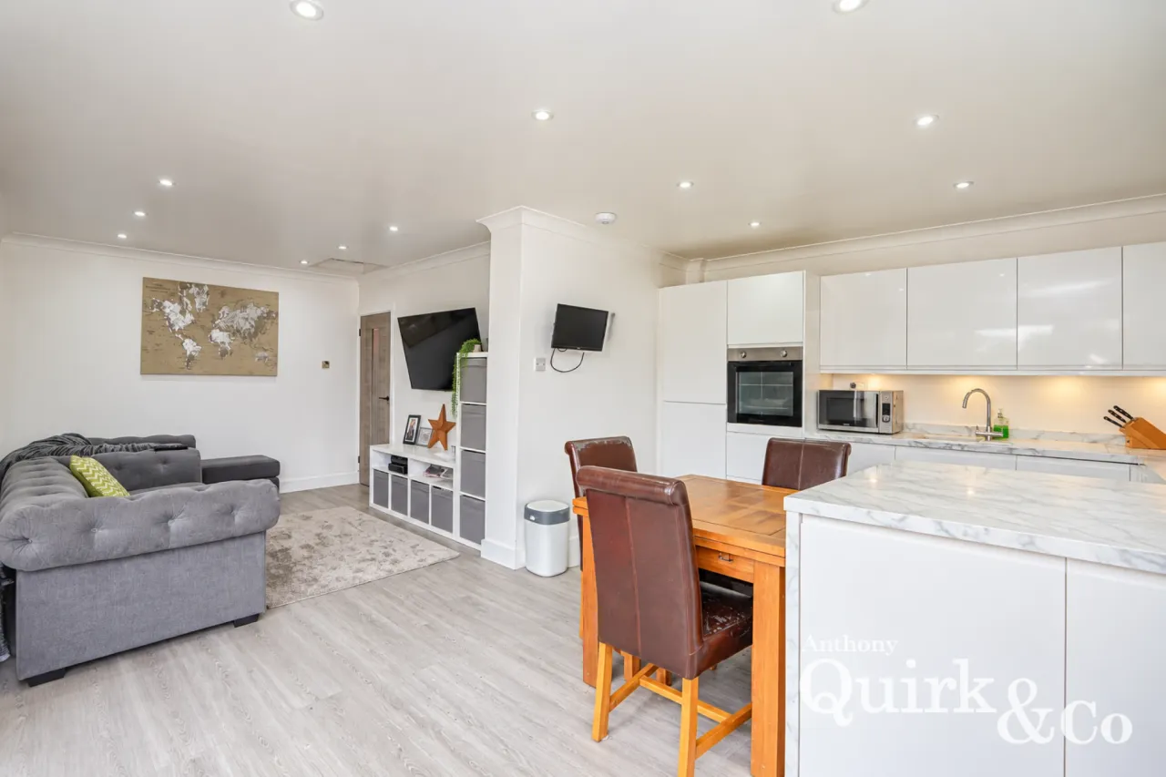 Hellendoorn Road, Canvey Island, SS8, photo 2