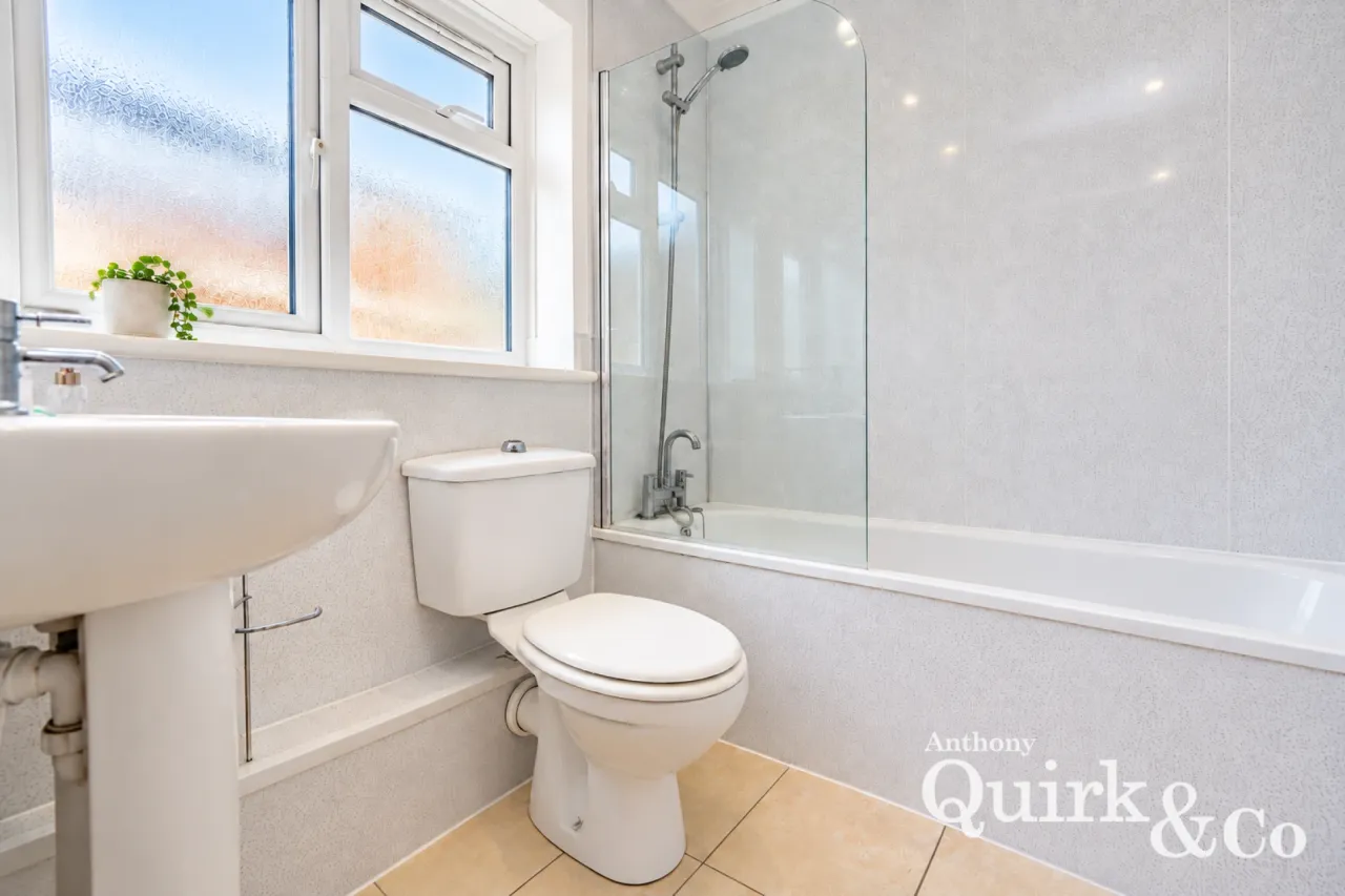Hellendoorn Road, Canvey Island, SS8, photo 8