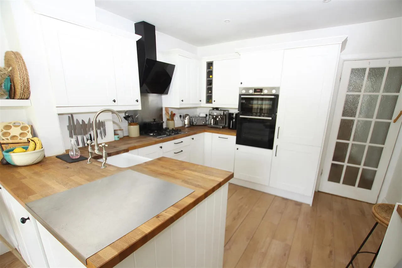 Hawden Road, Bournemouth, photo 7