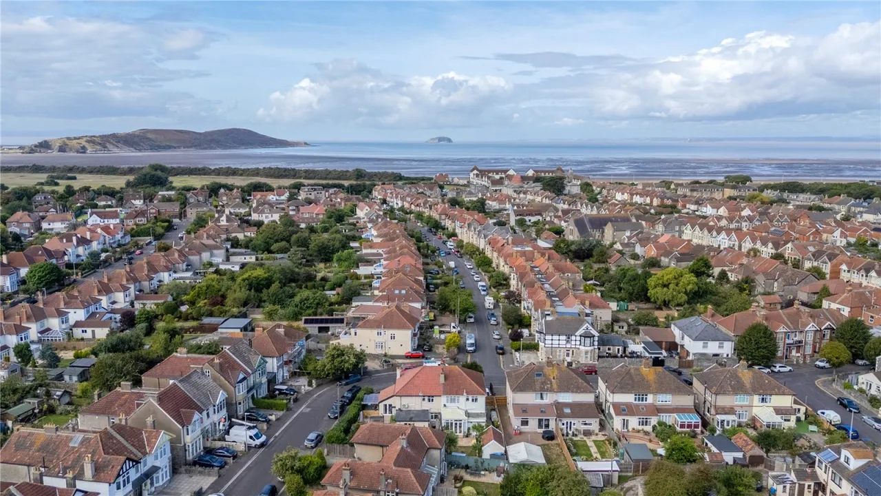 Lyndhurst Road, Weston-super-Mare, BS23, photo 4