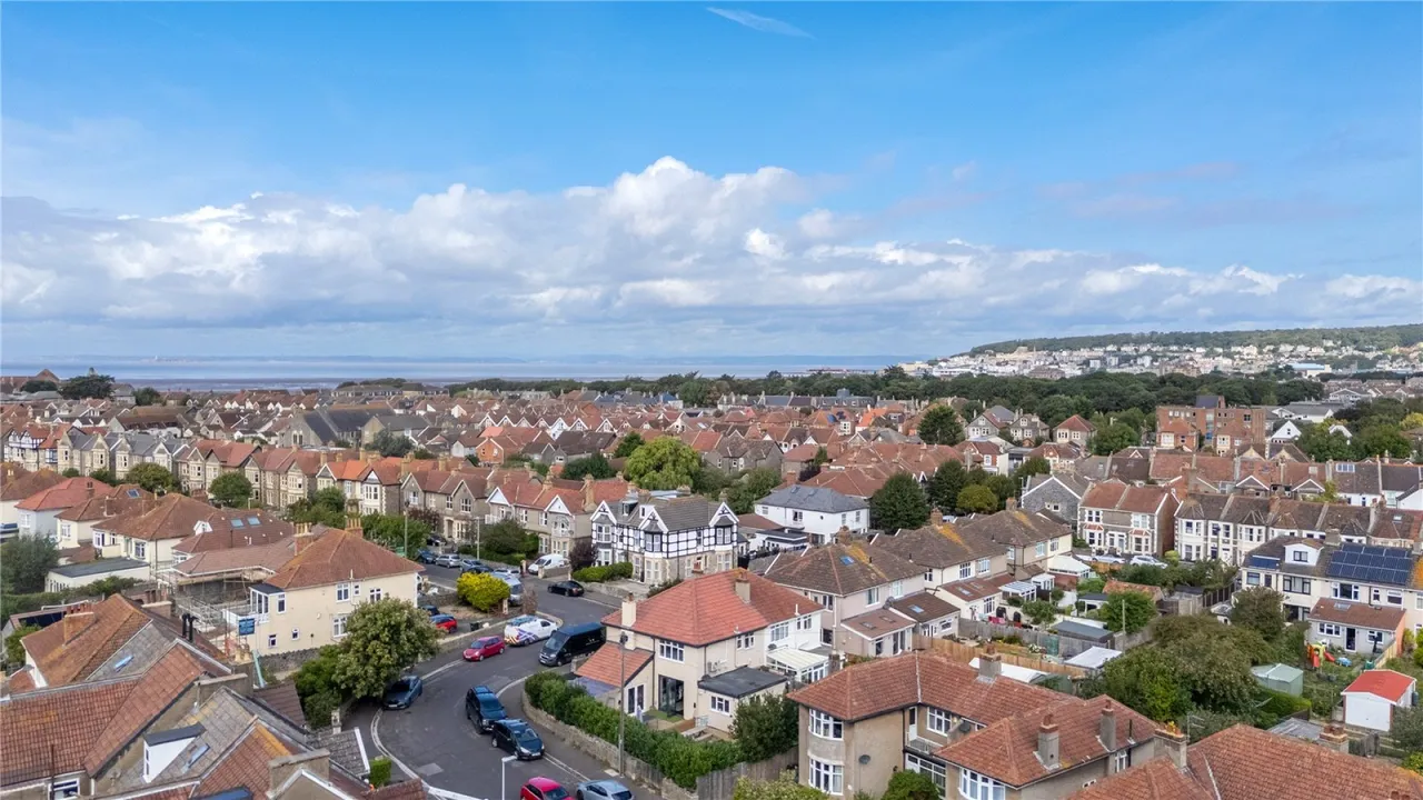 Lyndhurst Road, Weston-super-Mare, BS23, photo 10