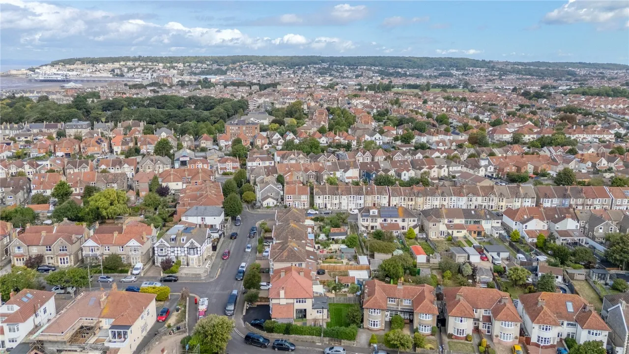 Lyndhurst Road, Weston-super-Mare, BS23, photo 11