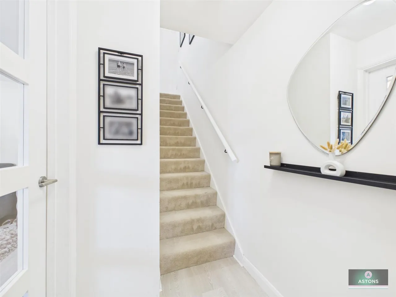 Heathfield, Pound Hill, photo 9
