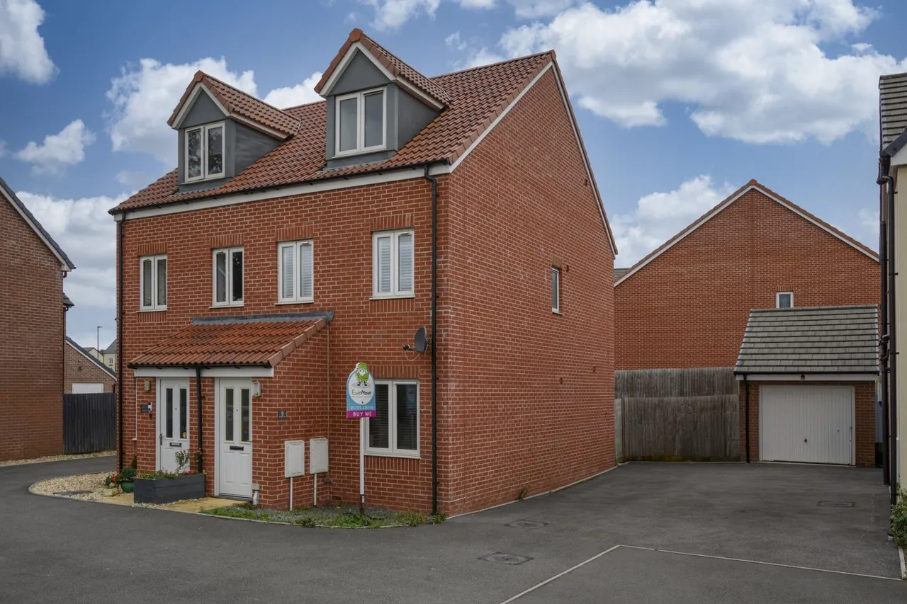 3 bed house for sale, Clitchbury Close, Coate, SN3