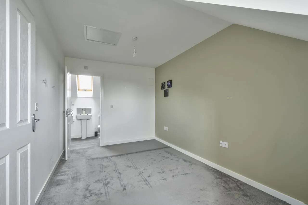 Clitchbury Close, Coate, SN3, photo 9