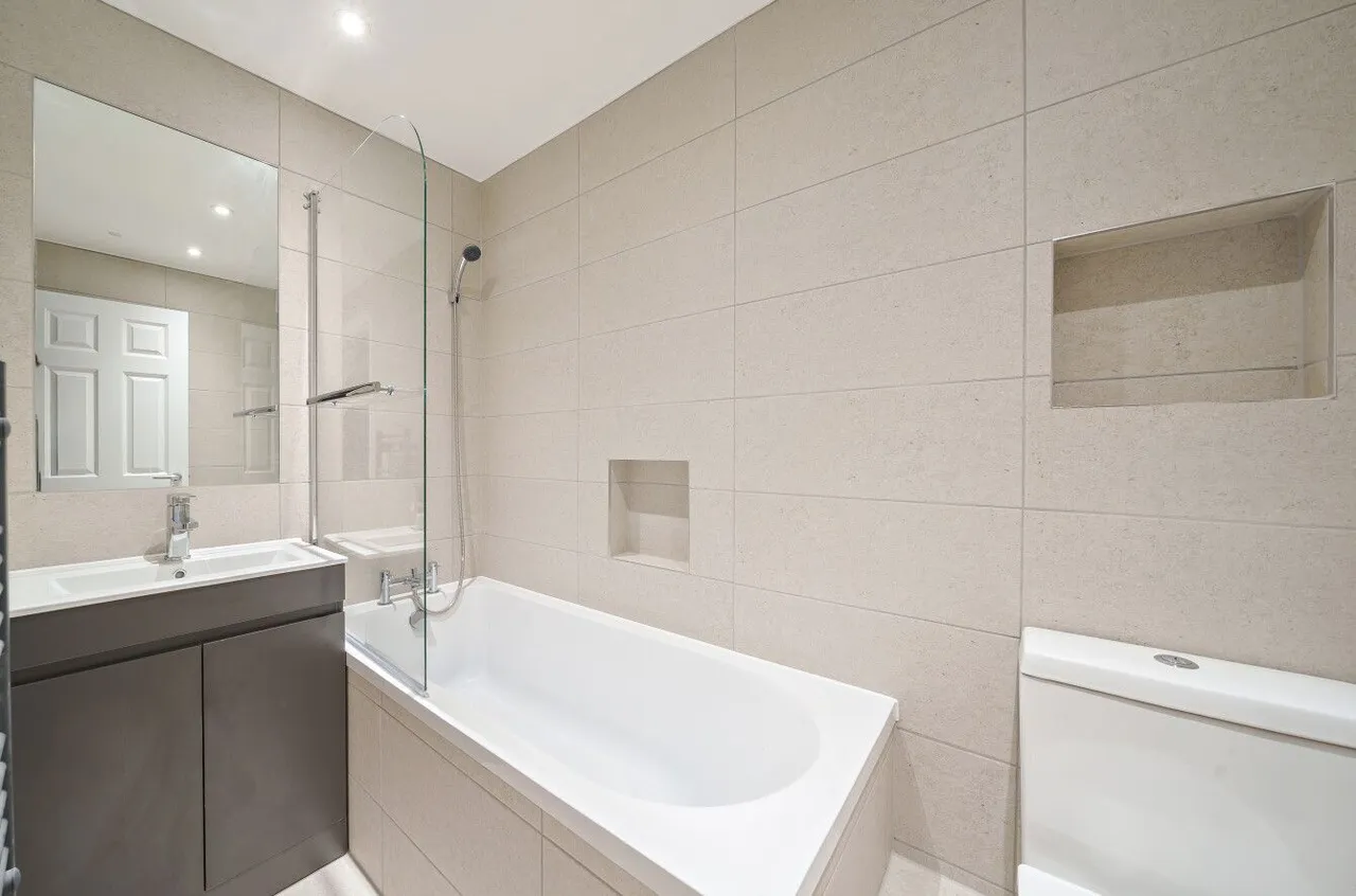 Nightingale Court, Sheepcote Road, Harrow, photo 9