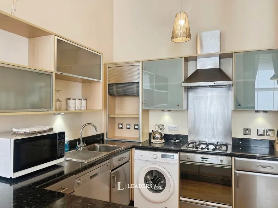 Hollowstone, Nottingham, NG1, photo 3