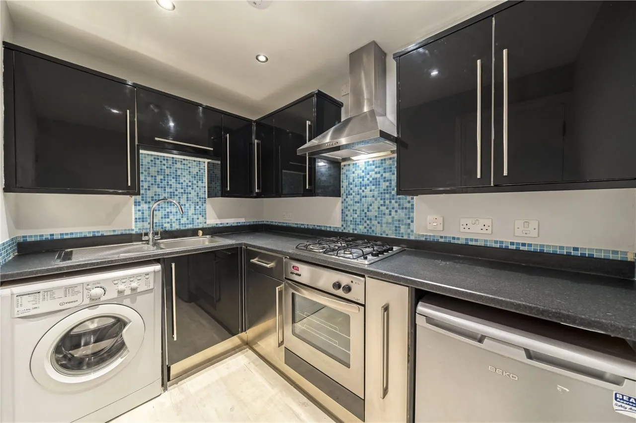 Woolwich Road, London, SE10, photo 5