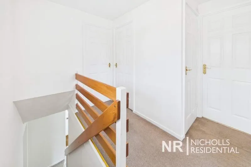 Jersey Road, Crawley, RH11, photo 13