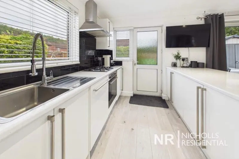 Jersey Road, Crawley, RH11, photo 17
