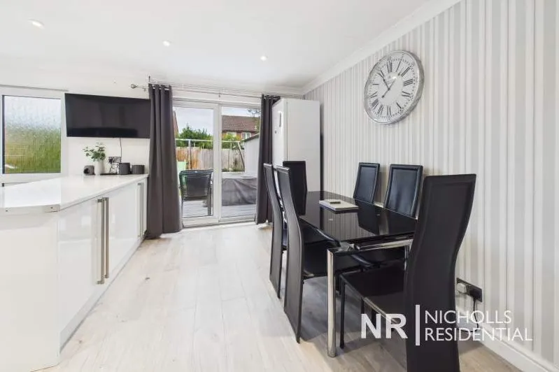Jersey Road, Crawley, RH11, photo 4