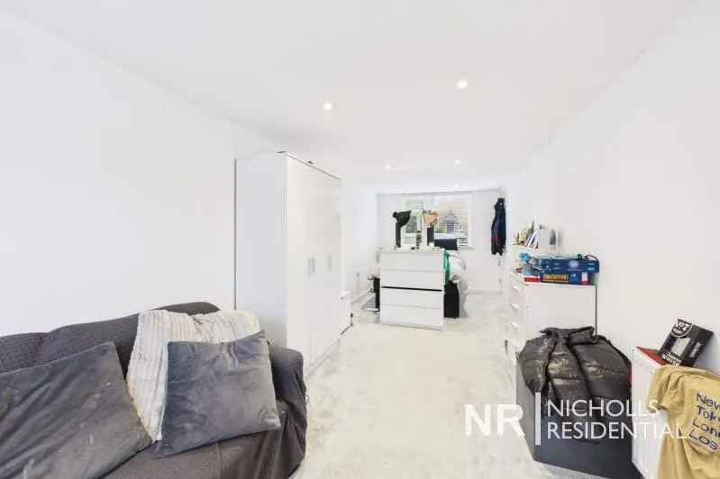 Jersey Road, Crawley, RH11, photo 5