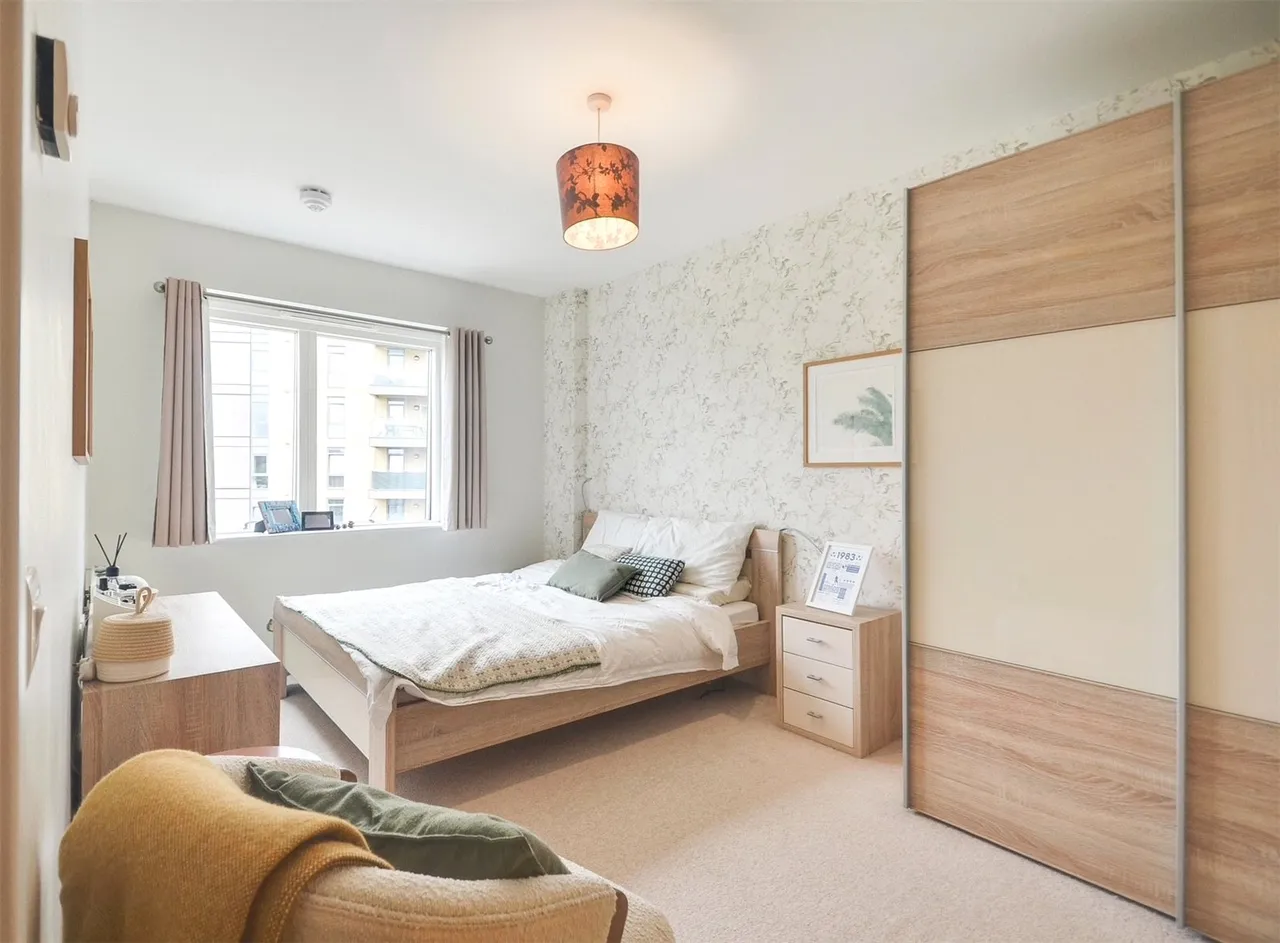 Lakeside Drive, Park Royal, NW10, photo 9