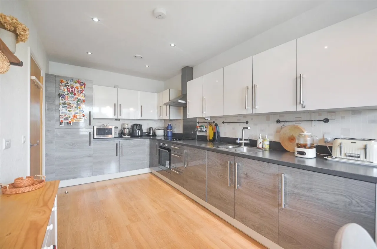 Lakeside Drive, Park Royal, NW10, photo 5