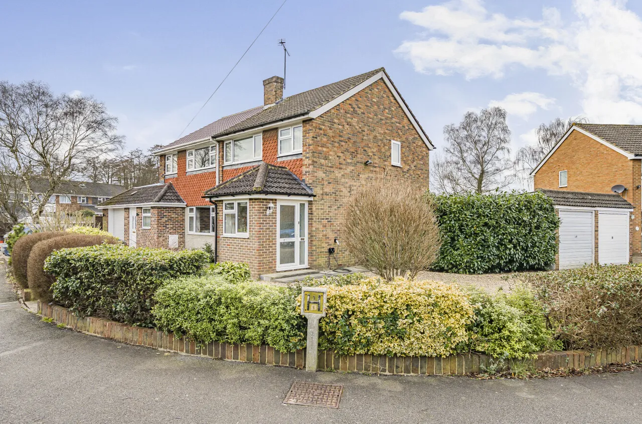 Highfield Path, Farnborough, Hampshire, GU14 0HN, photo 13