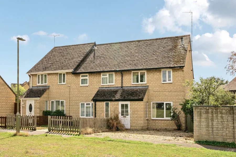 3 bed house for sale, Oxlease, Witney, OX28