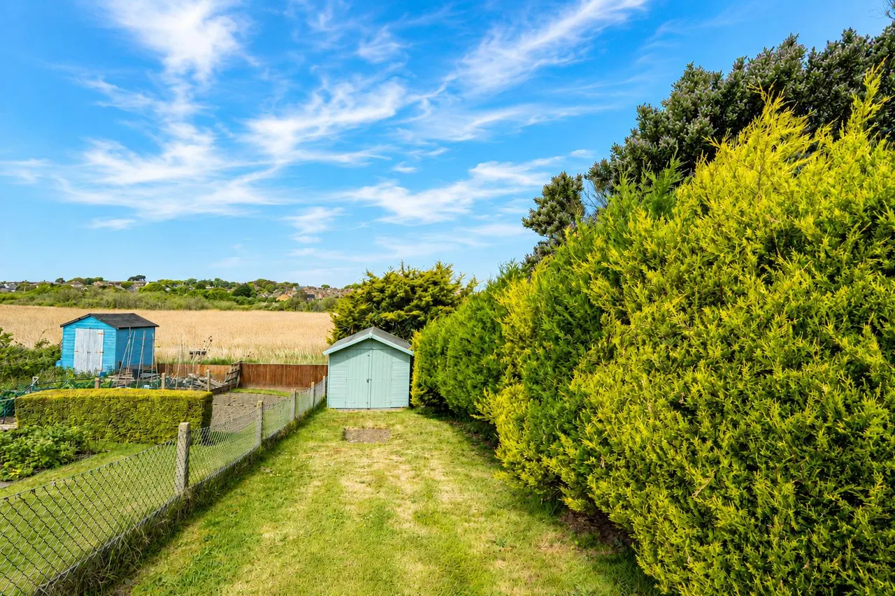 Bexleigh Avenue, St Leonards-on-sea, photo 20