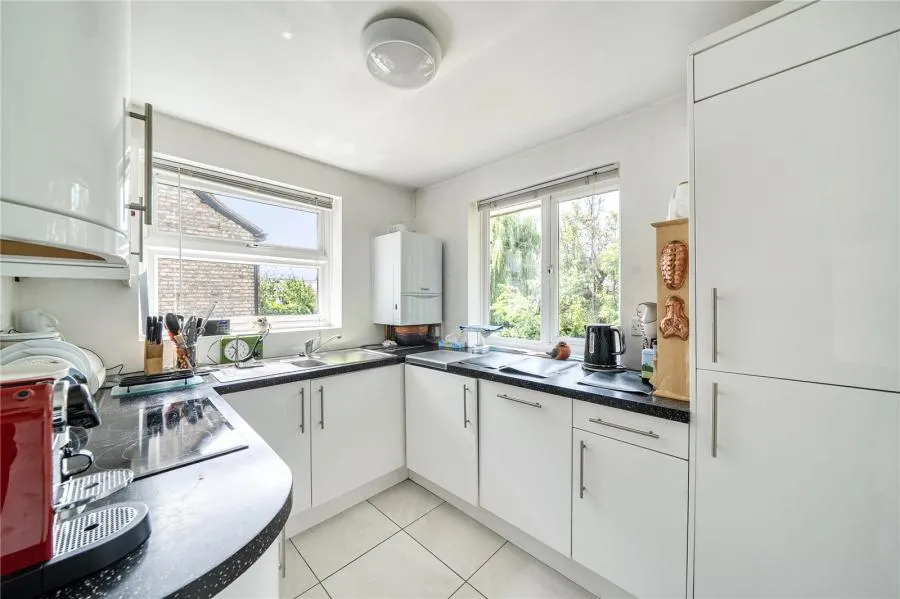 Etchingham Park Road, Finchley, N3, photo 3