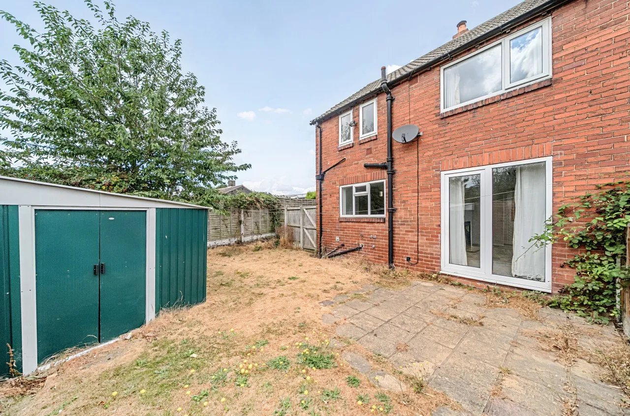 Cornwall Crescent, Rothwell, LS26, photo 9