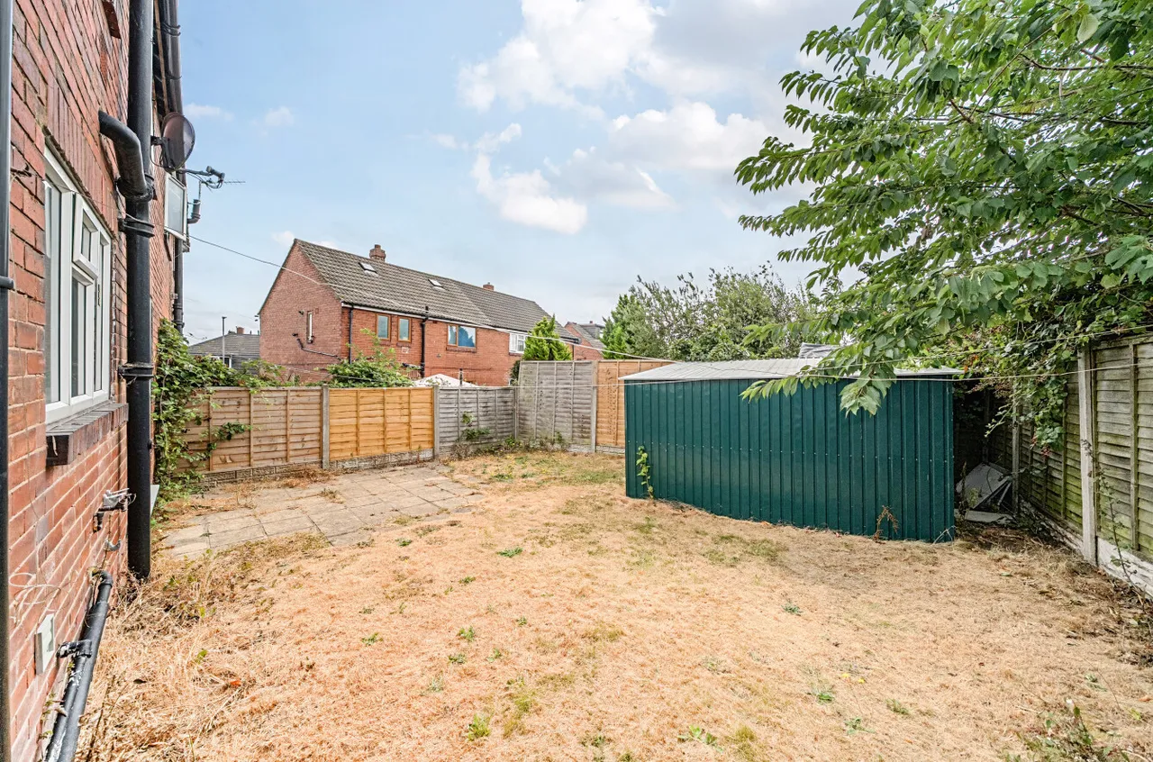 Cornwall Crescent, Rothwell, LS26, photo 12
