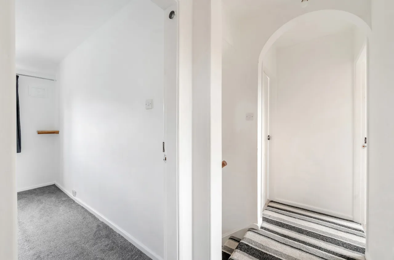 Cornwall Crescent, Rothwell, LS26, photo 19