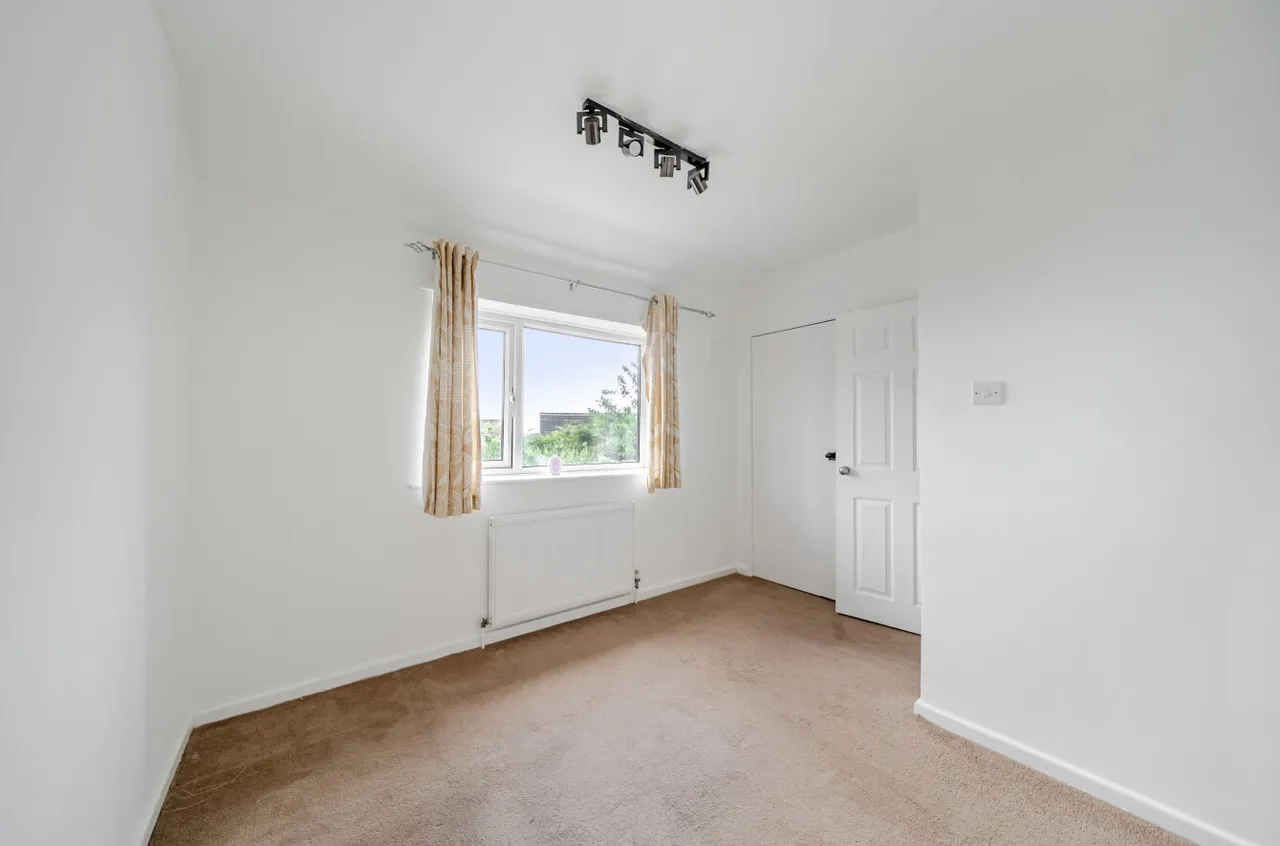Cornwall Crescent, Rothwell, LS26, photo 6