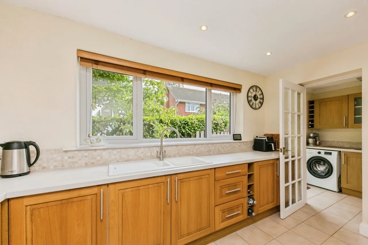The Burrows, Cuddington, Northwich, Cheshire, CW8, photo 9