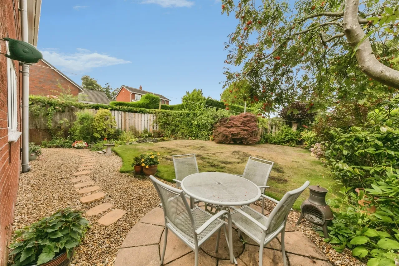 The Burrows, Cuddington, Northwich, Cheshire, CW8, photo 4