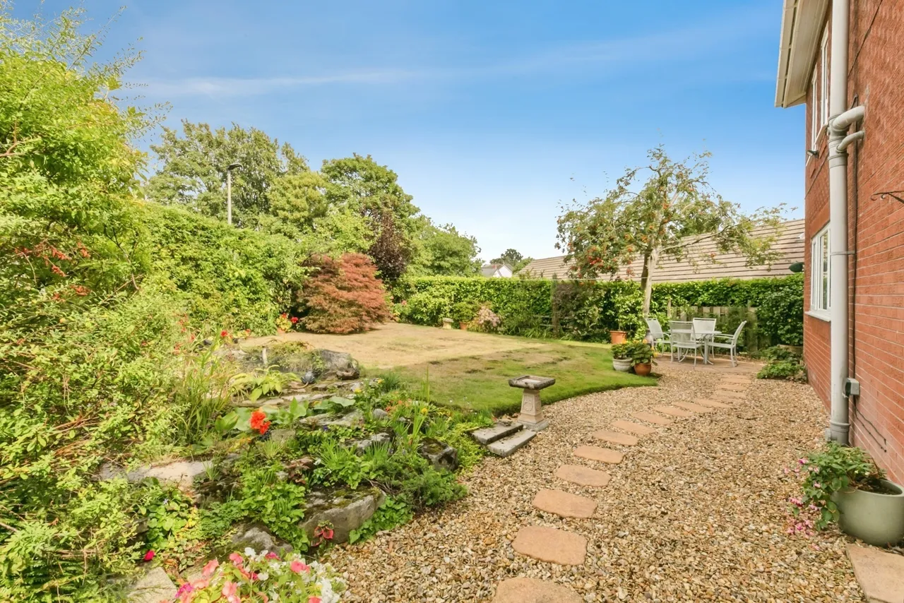 The Burrows, Cuddington, Northwich, Cheshire, CW8, photo 18