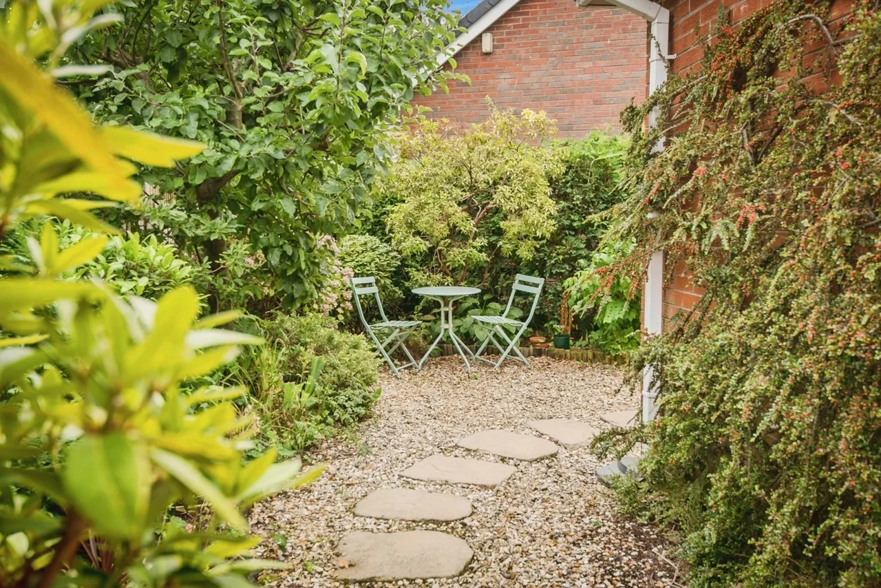 The Burrows, Cuddington, Northwich, Cheshire, CW8, photo 20