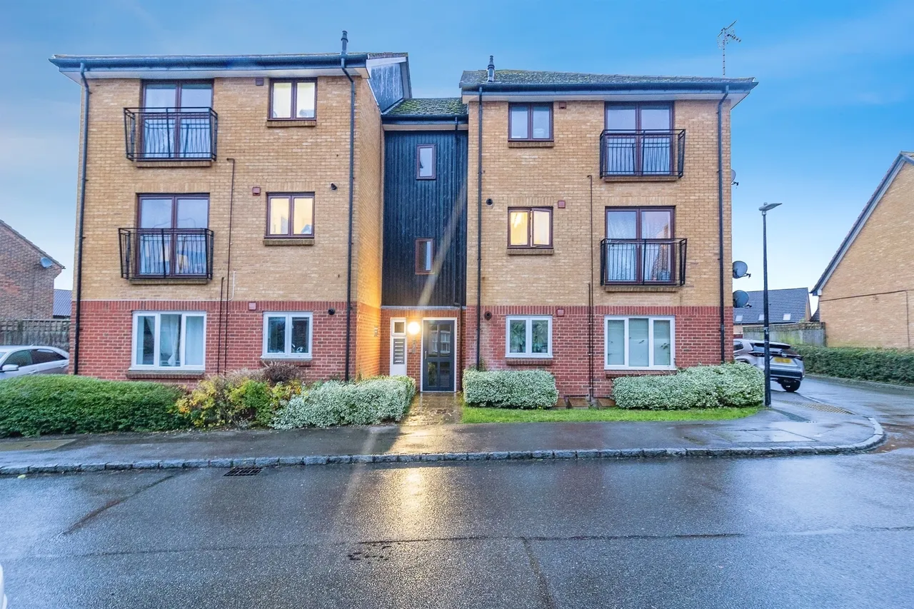 2 bed flat for sale — Queensbury Lane, Monkston Park, Milton Keynes