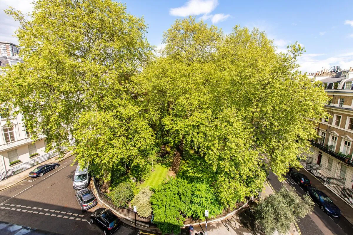 Hyde Park Square, London, W2, photo 13