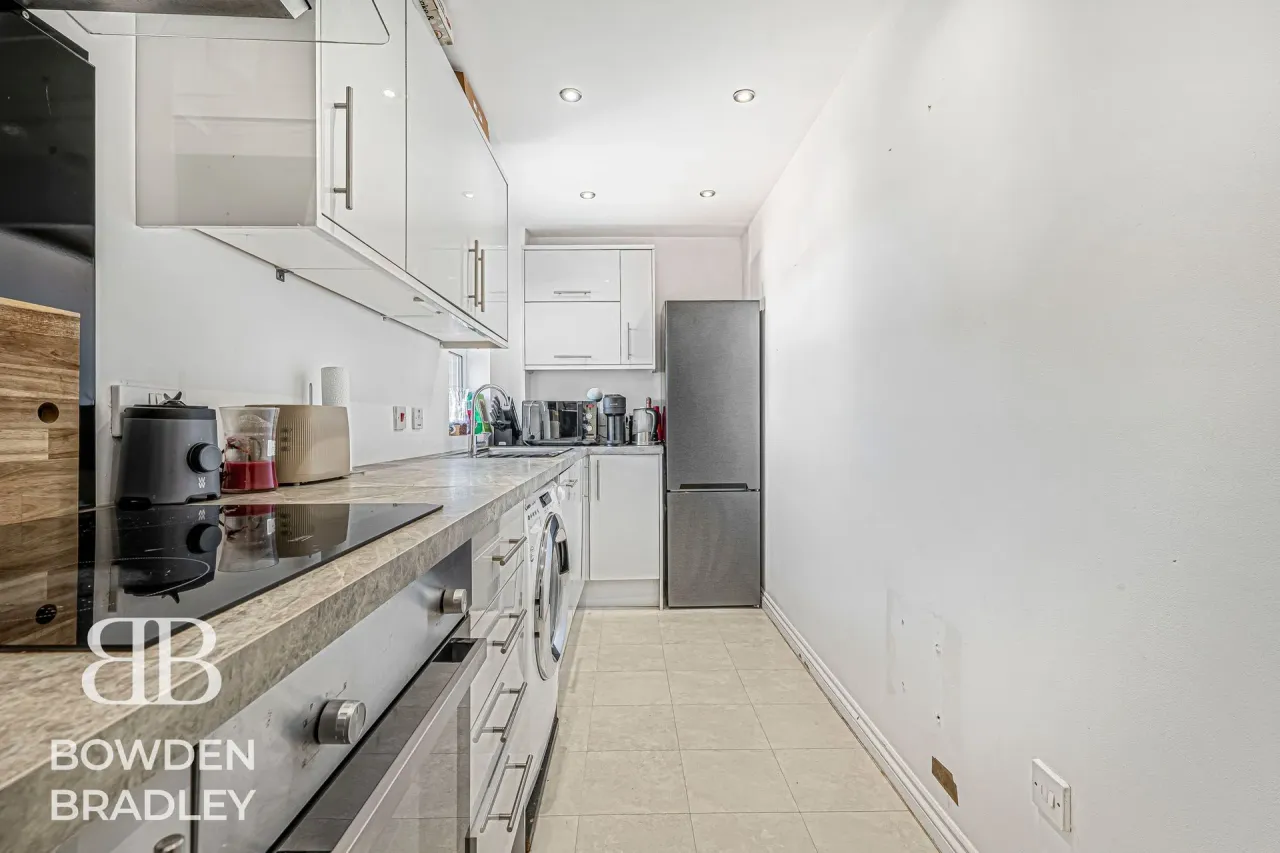 Ravenoak Way, Chigwell, IG7, photo 5